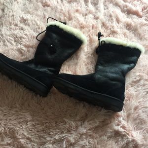 Black leather & suede ugg boots